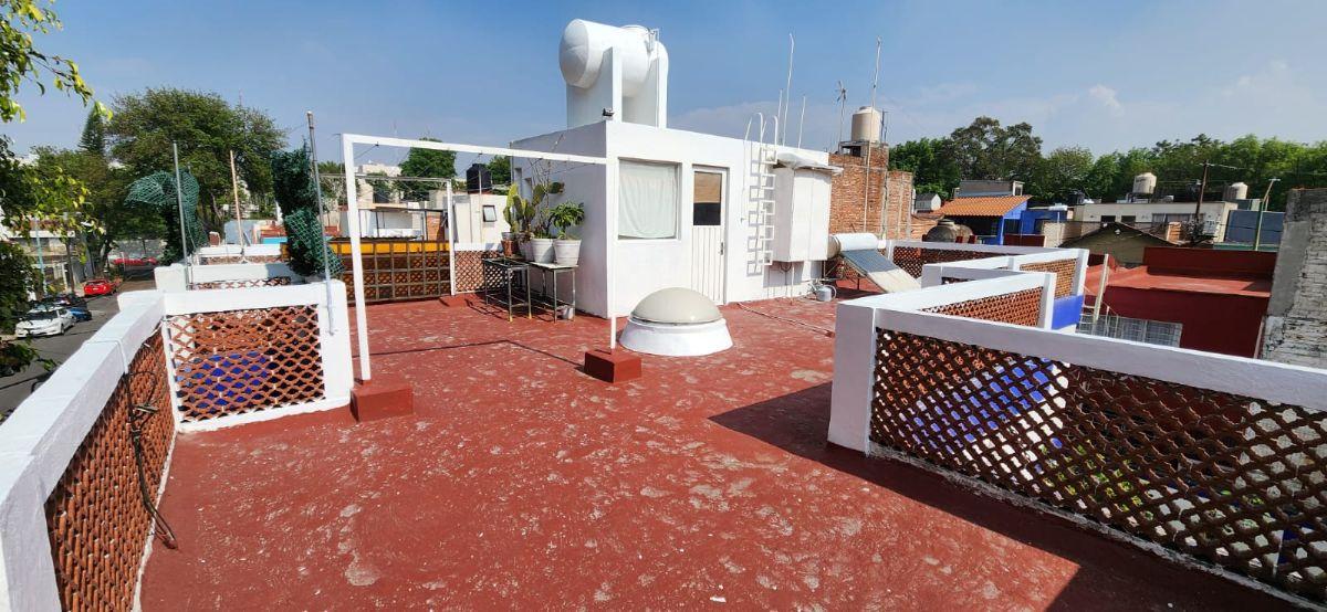 Linda Casa en Venta con Jardín en Los Cipreses, Coyoacán