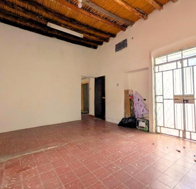 Casa con 8 Habitaciones en Venta, Parras de La Fuente Centro