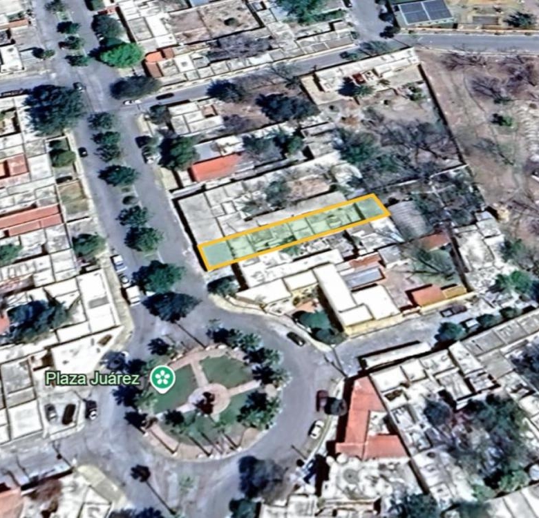 Casa con 8 Habitaciones en Venta, Parras de La Fuente Centro