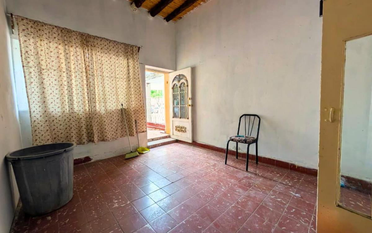Casa con 8 Habitaciones en Venta, Parras de La Fuente Centro