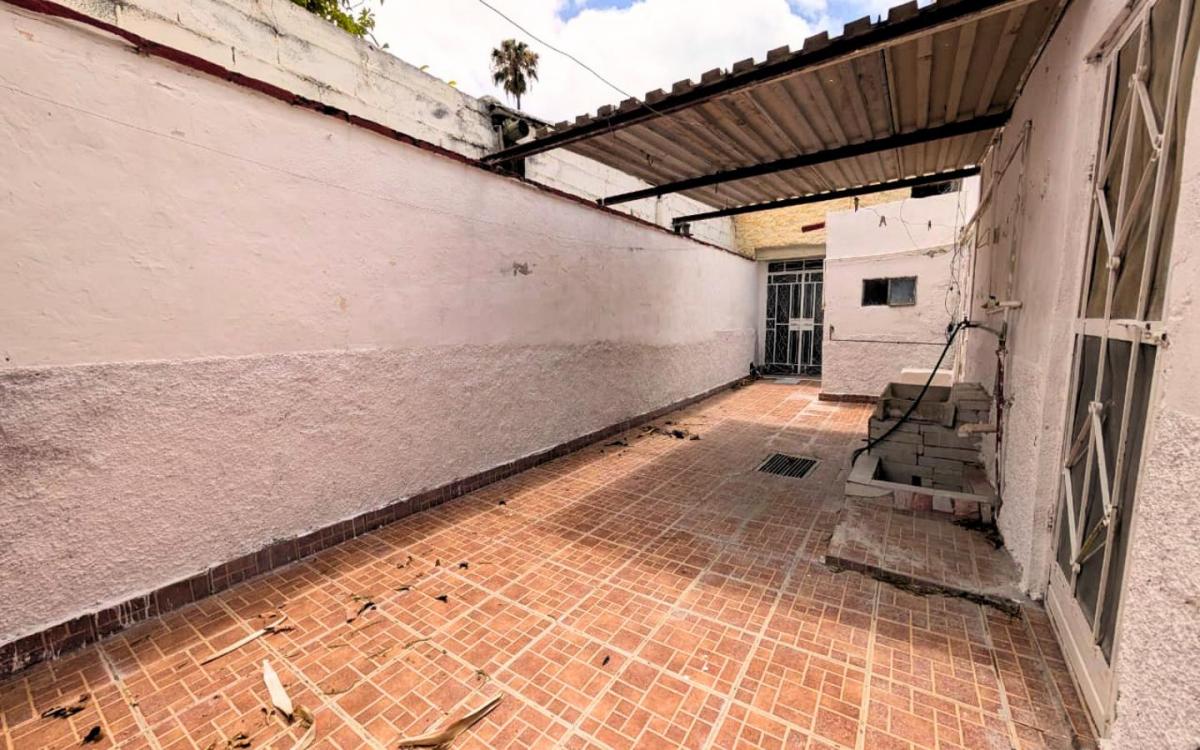 Casa con 8 Habitaciones en Venta, Parras de La Fuente Centro