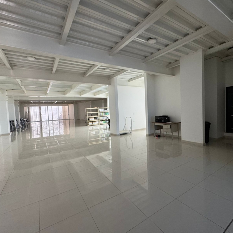 SE RENTA EDIFICIO PLATINUM EN CUILAPAM