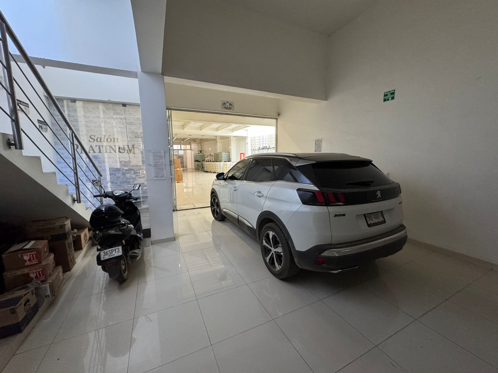 SE RENTA EDIFICIO PLATINUM EN CUILAPAM