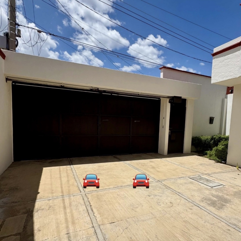 CASA EN VENTA. LOMAS DE SIERRA JUAREZ