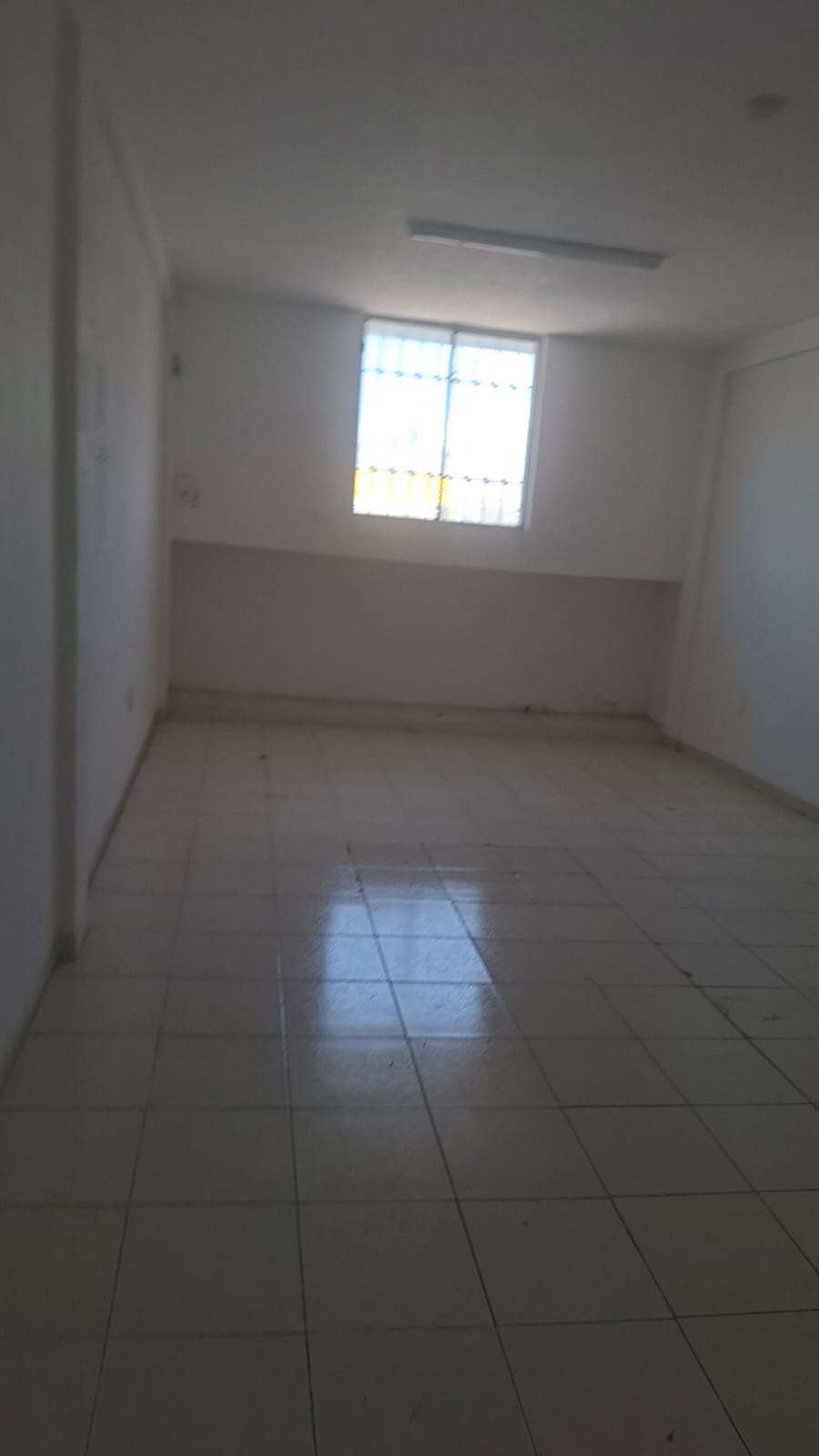 Edificio Comercial en Venta sobre Av. Tulum – 10 Locales y Oficinas | Excelente Ubicación en Cancún