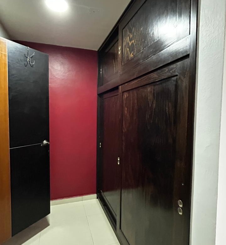 CASA EN RENTA DETRAS DE LA UABJO
