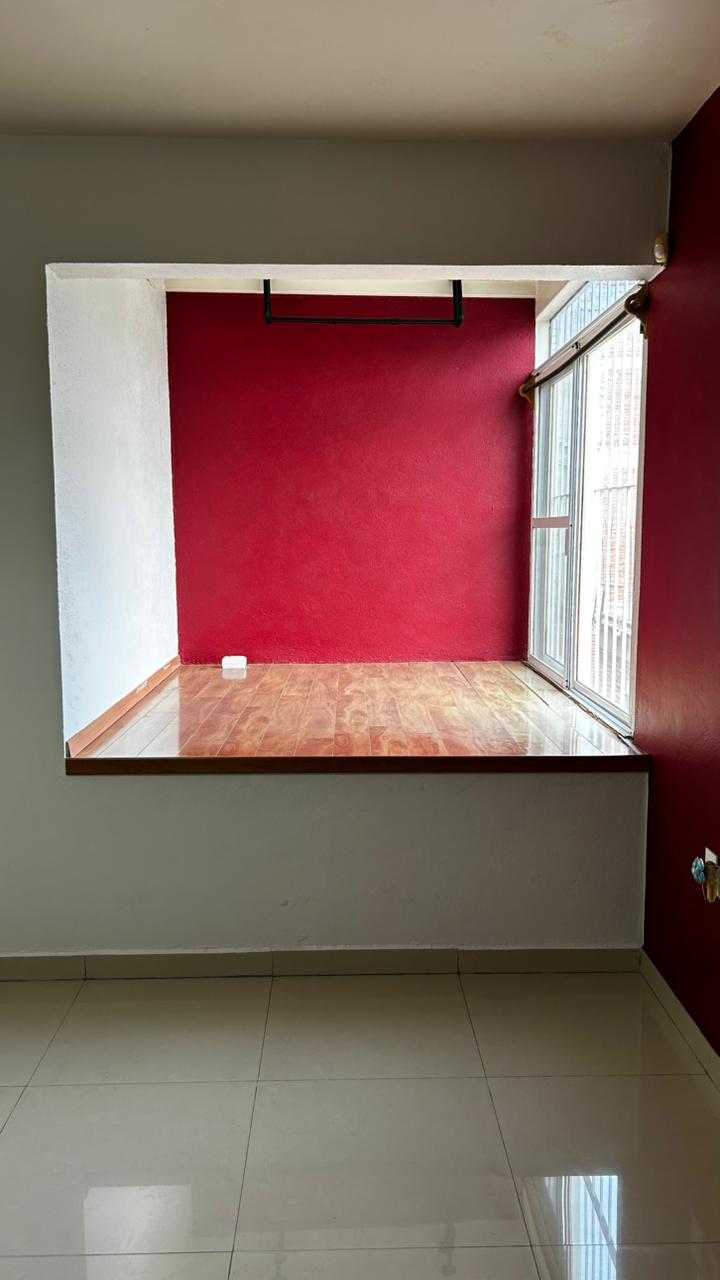 CASA EN RENTA DETRAS DE LA UABJO