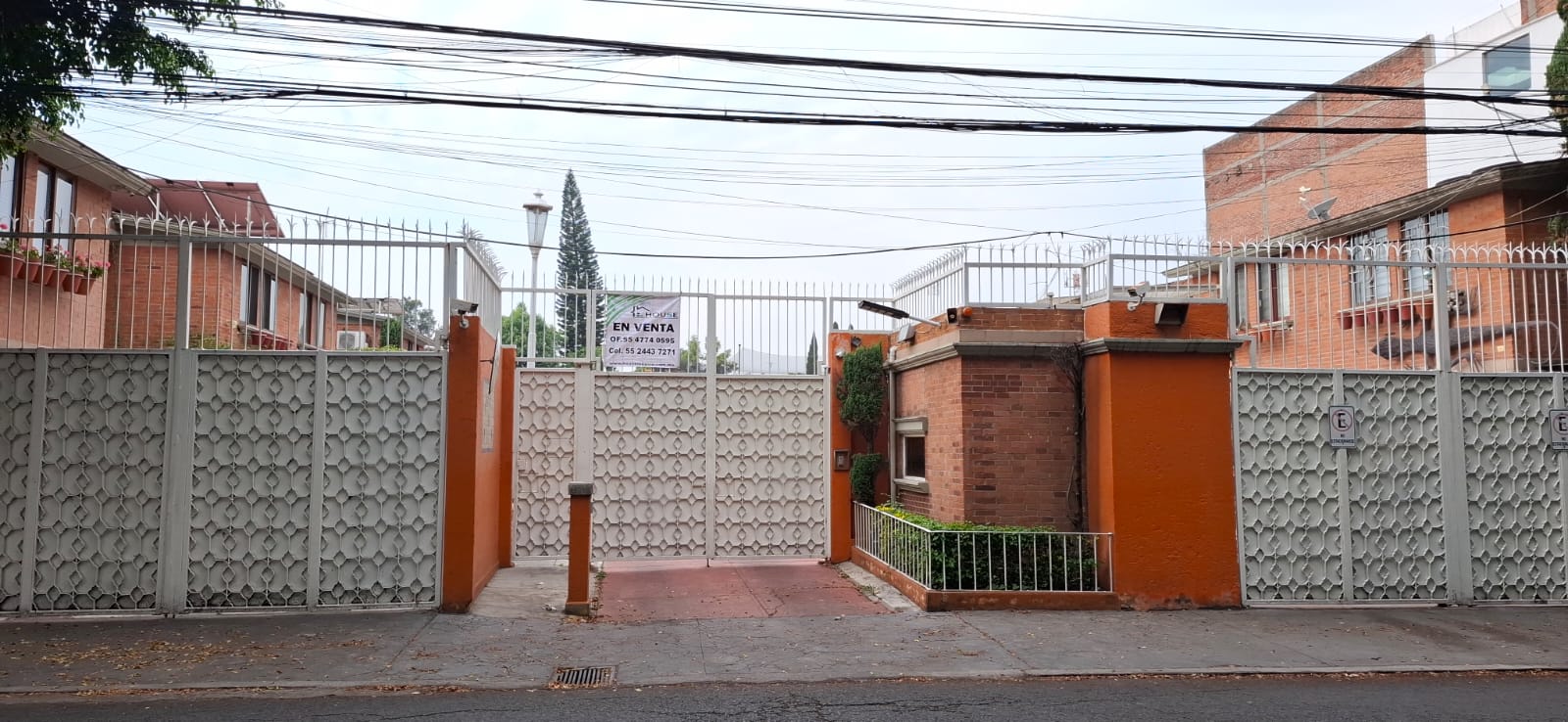 Casa en Granjas Coapa: Confort, Seguridad y Ubicación Privilegiada
