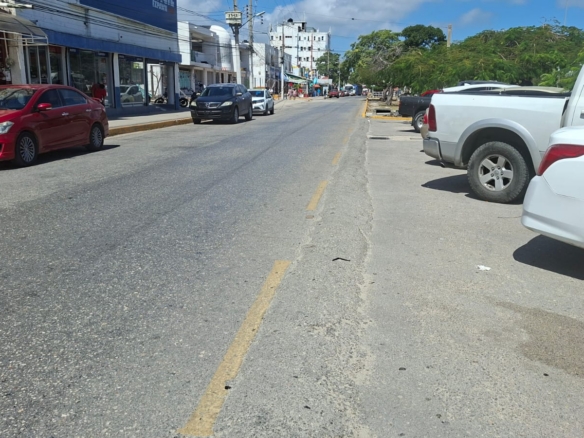Edificio Comercial en Venta sobre Av. Tulum – 10 Locales y Oficinas | Excelente Ubicación en Cancún
