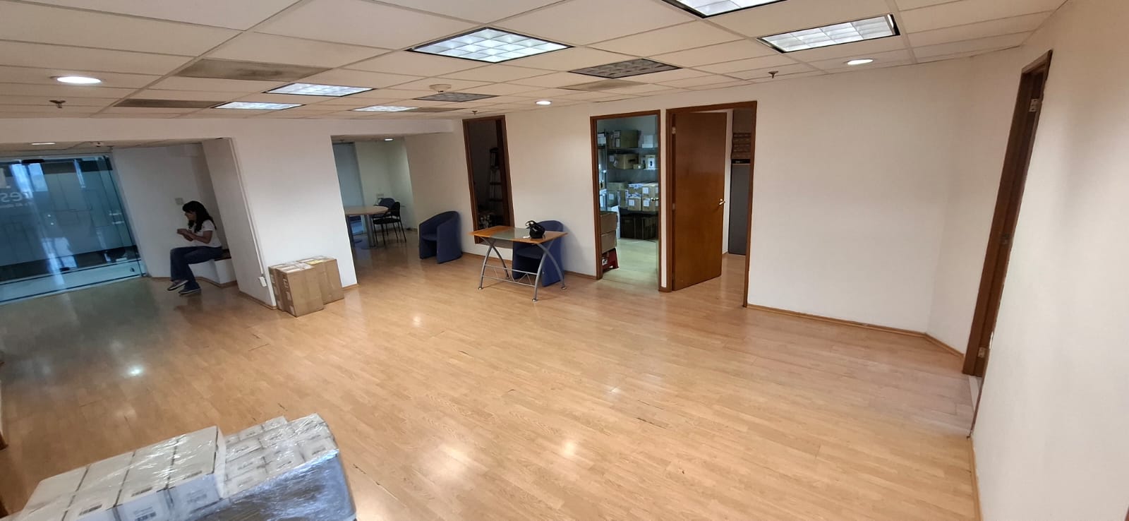 WhatsApp Image 2026-05-28 at 9.19.17 AM World Trade Center- Oficina en venta.