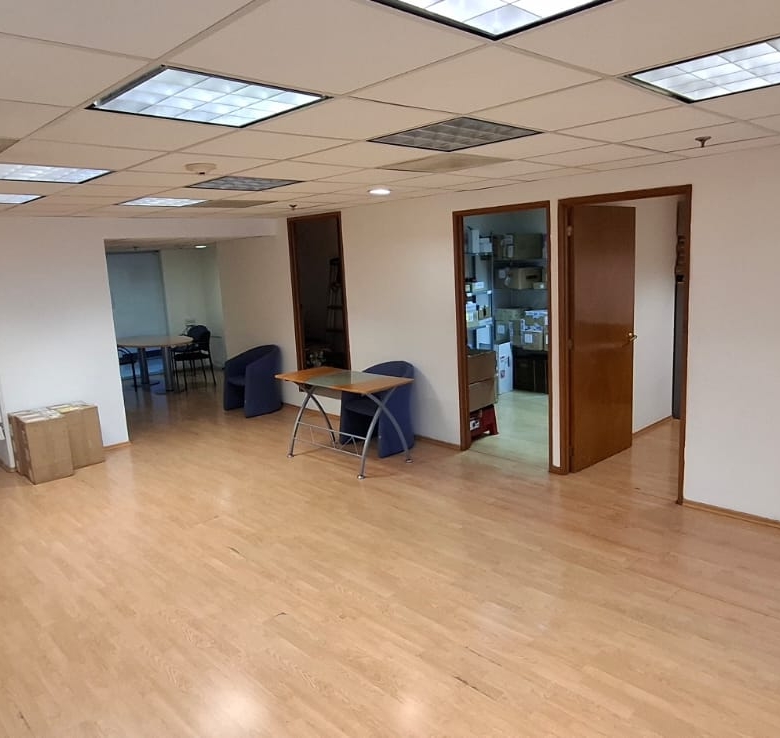 World Trade Center- Oficina en venta.