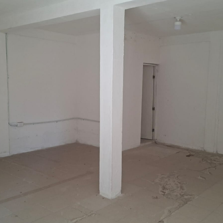 Edificio Comercial en Venta sobre Av. Tulum – 10 Locales y Oficinas | Excelente Ubicación en Cancún