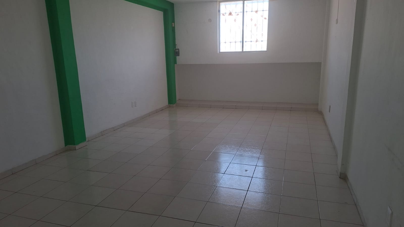 Edificio Comercial en Venta sobre Av. Tulum – 10 Locales y Oficinas | Excelente Ubicación en Cancún