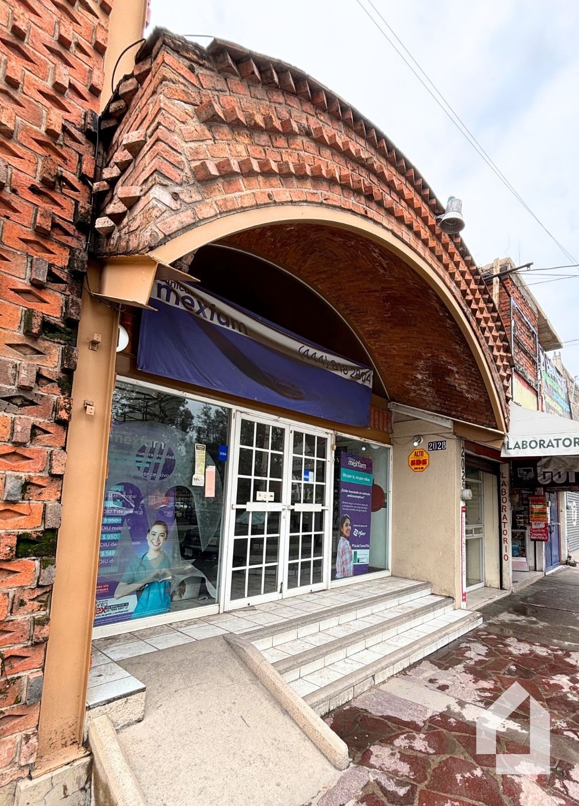 1000675041 CLÍNICA EN VENTA – REMATE POR DEBAJO DE SU AVALÚO
