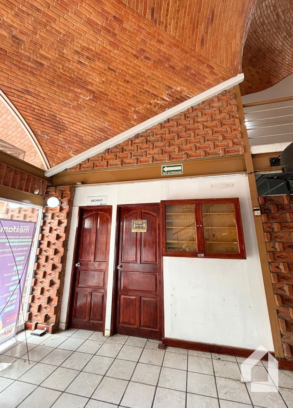 1000675047 CLÍNICA EN VENTA – REMATE POR DEBAJO DE SU AVALÚO
