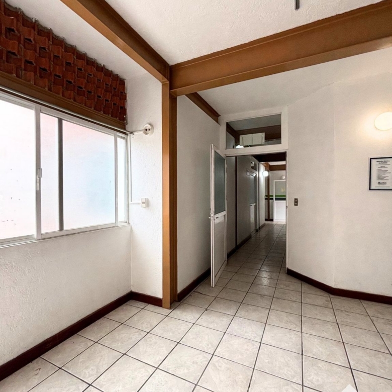 CLÍNICA EN VENTA – REMATE POR DEBAJO DE SU AVALÚO