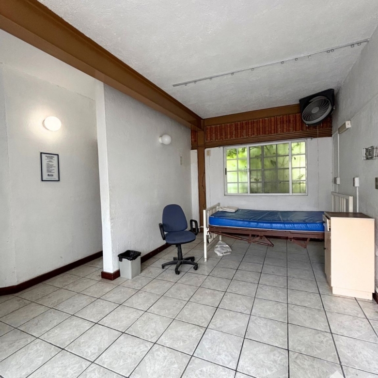 CLÍNICA EN VENTA – REMATE POR DEBAJO DE SU AVALÚO