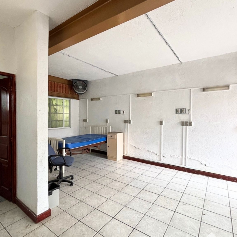 CLÍNICA EN VENTA – REMATE POR DEBAJO DE SU AVALÚO