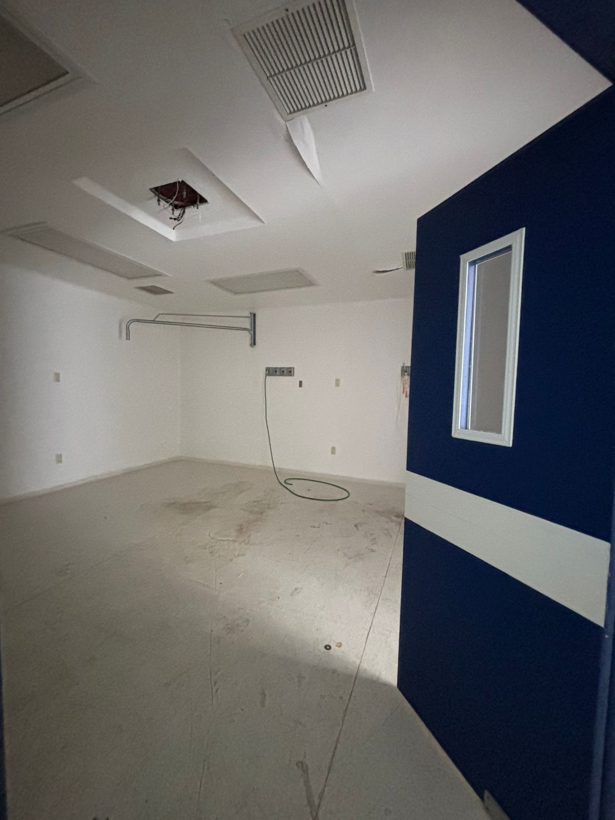1000675080 CLÍNICA EN VENTA – REMATE POR DEBAJO DE SU AVALÚO