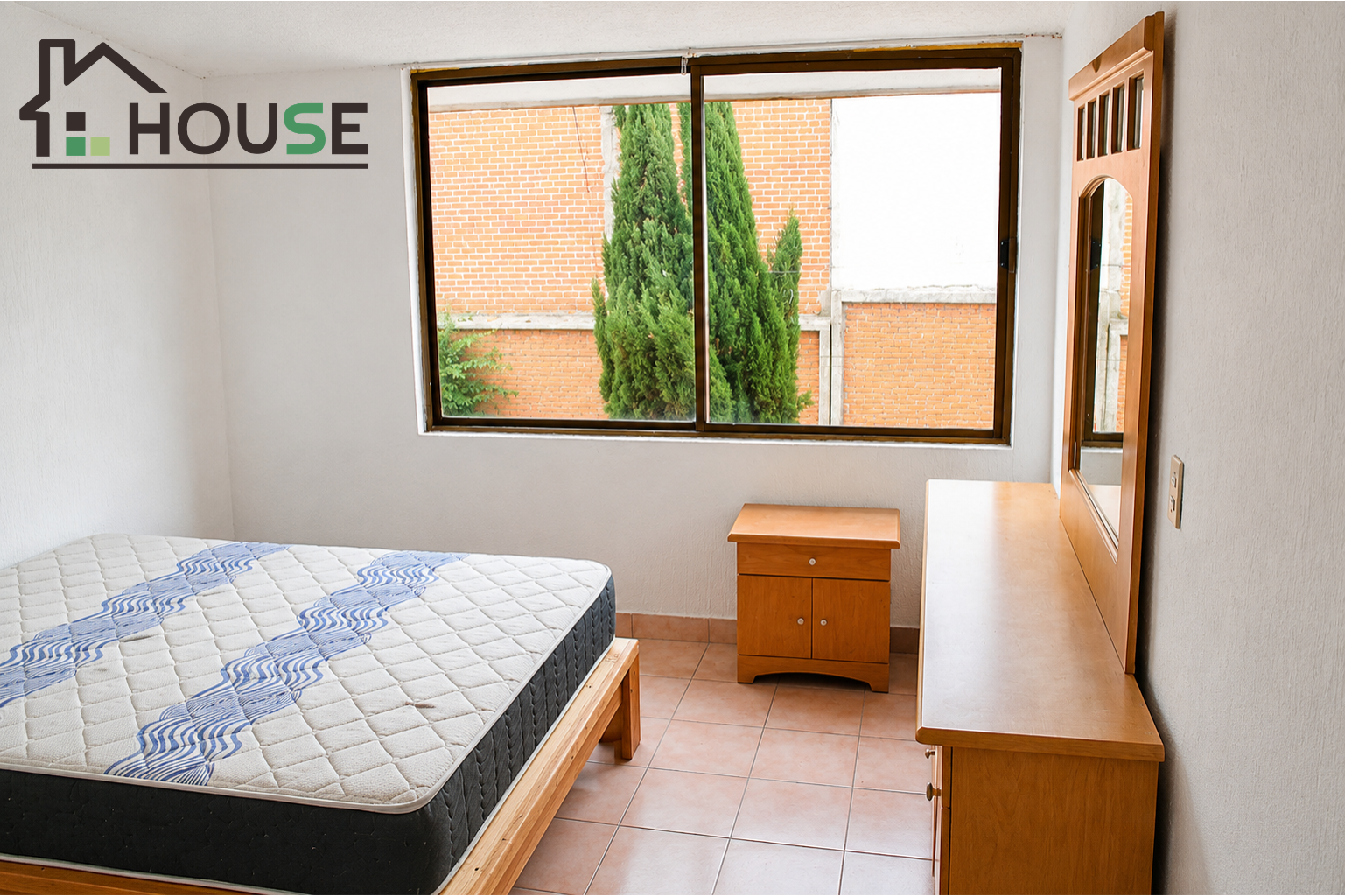 11 AMPLIA CASA EN VENTA 11 HABITACIONES FRACIONAMIENTO RINCON DE OCOLUSEN