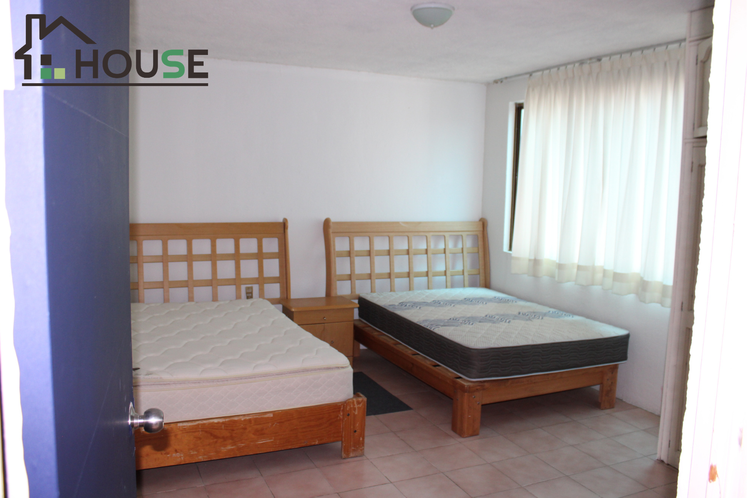 14 AMPLIA CASA EN VENTA 11 HABITACIONES FRACIONAMIENTO RINCON DE OCOLUSEN