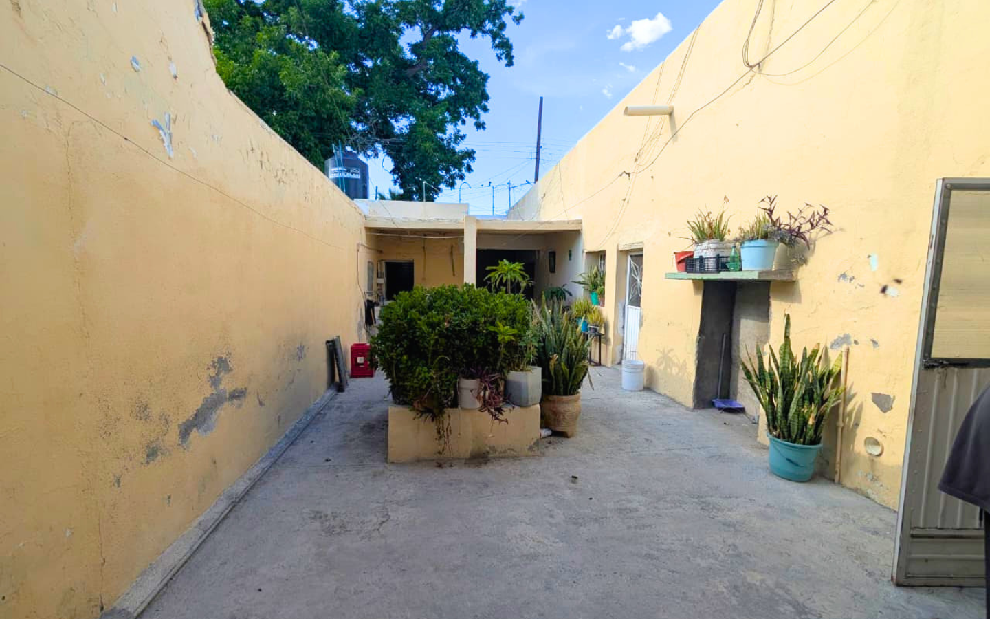 78 Casa en Venta de 5 habitaciones
