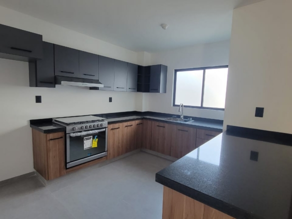 ¡¡NUEVO Y EQUIPADO DEPARTAMENTO!! 110 MTS2/LOMAS 3RA SECCION/A UN COSTADO DE CLUB LOMAS RAQUET, S.L.P./ $3´590,000