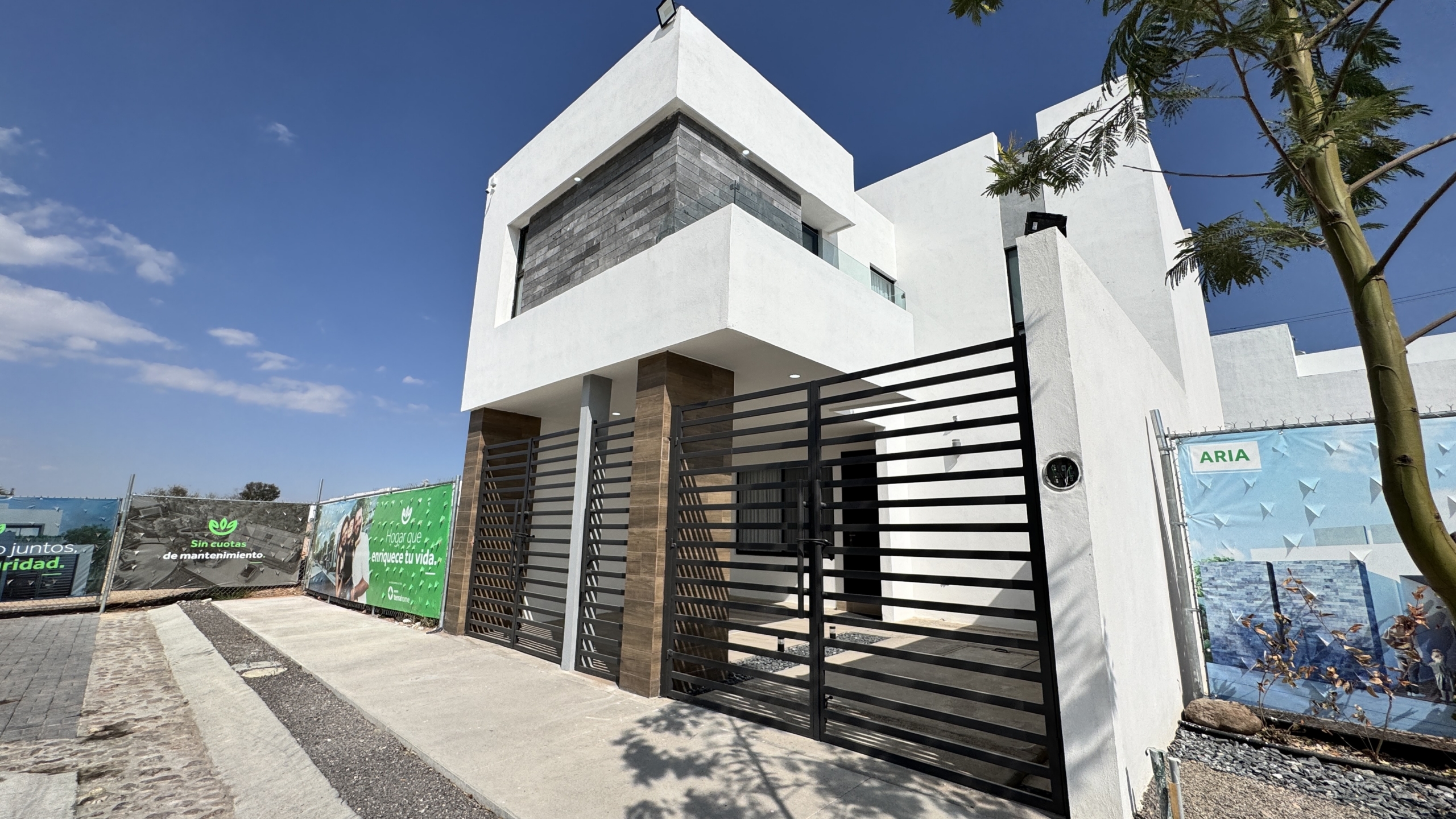 HERMOSA CASA UBICADA EN LA ZONA DIAMANTE DE AGUASCALIENTES.