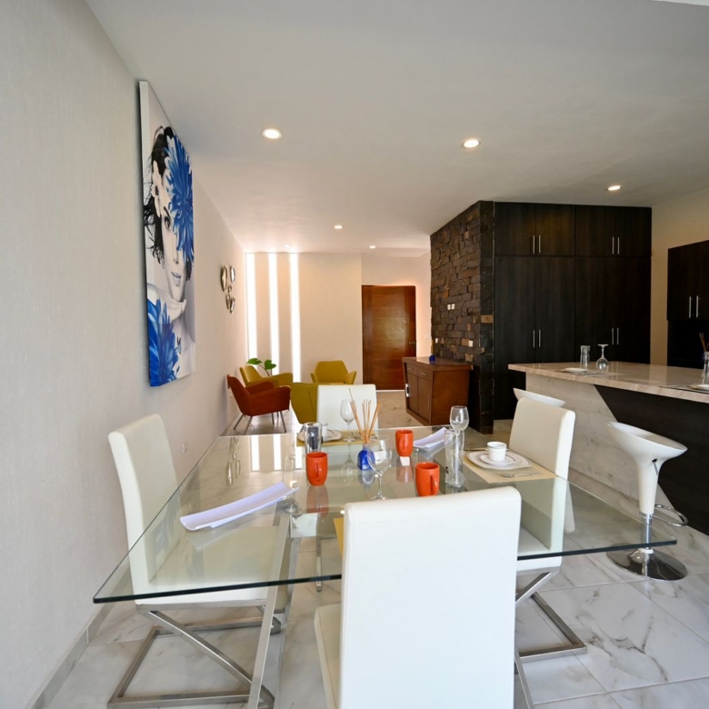 HERMOSA RESIDENCIA/FRACCIONAMIENTO RAMBLAS LOS CABOS /VILLA DE POZOS, S.L.P.