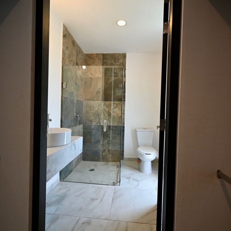 HERMOSA RESIDENCIA/FRACCIONAMIENTO RAMBLAS LOS CABOS /VILLA DE POZOS, S.L.P.