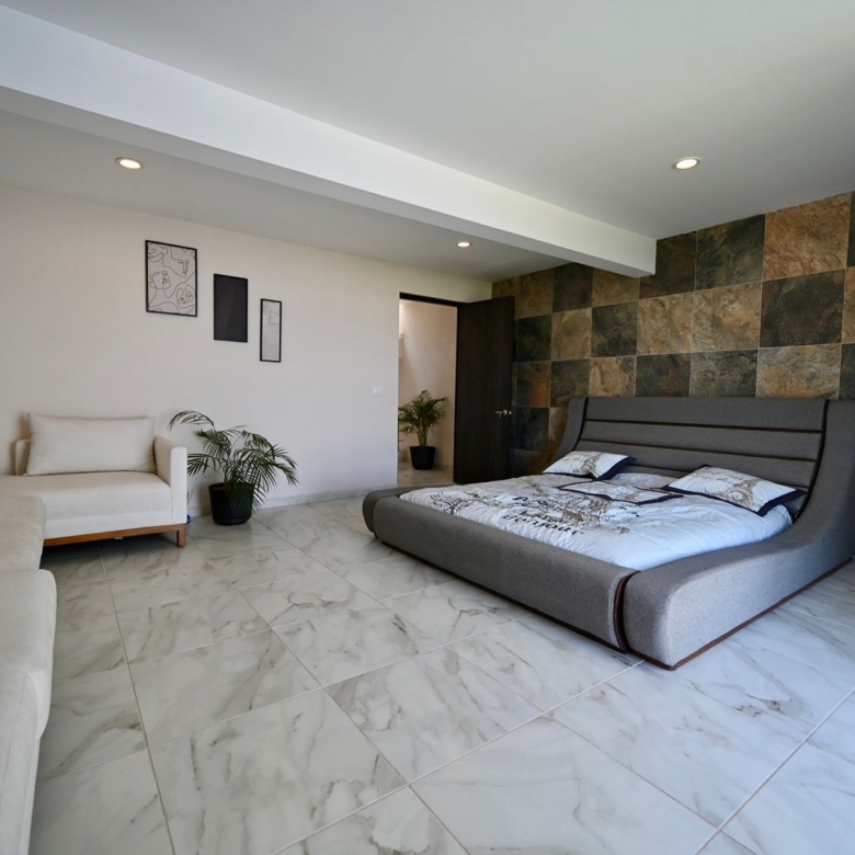 HERMOSA RESIDENCIA/FRACCIONAMIENTO RAMBLAS LOS CABOS /VILLA DE POZOS, S.L.P.