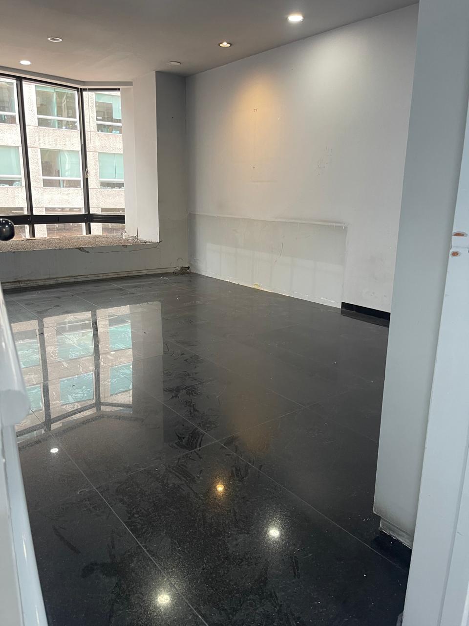 RADIATAS46_3 VENTA: Oficina en edificio ubicado en Radiatas 46, Bosques de las Lomas , Cuajimalpa, CDMX.
