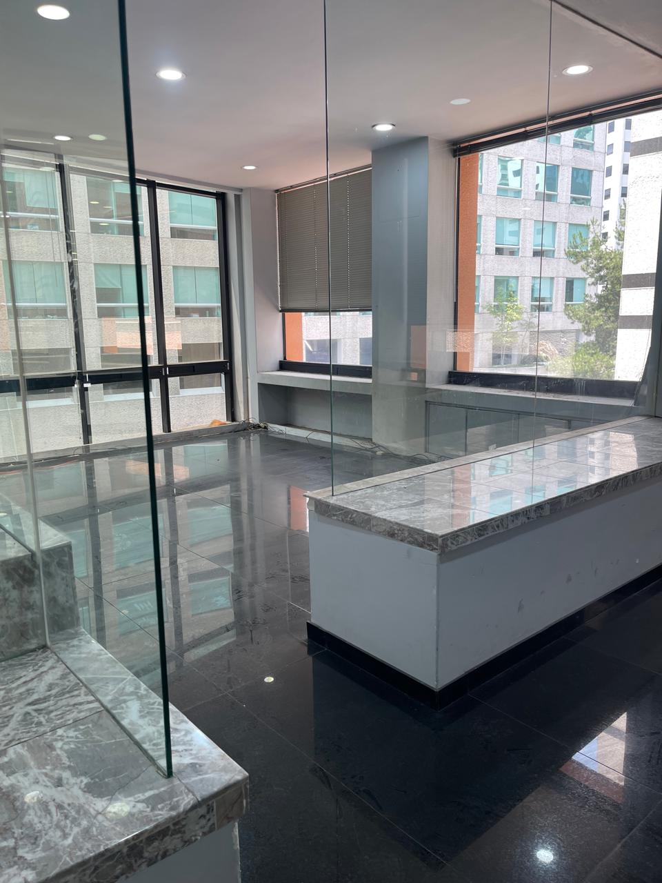 RADIATAS46_6 VENTA: Oficina en edificio ubicado en Radiatas 46, Bosques de las Lomas , Cuajimalpa, CDMX.