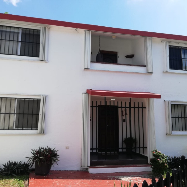 CASA MIRIAM