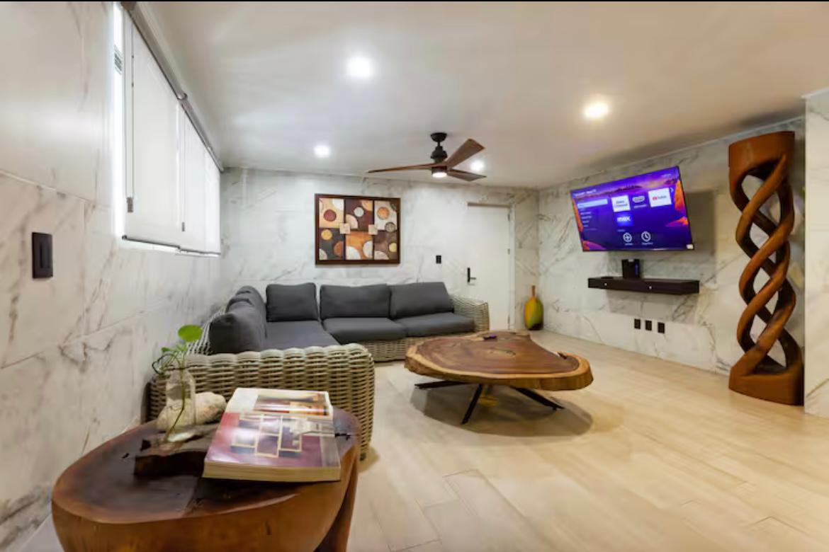 DEPARTAMENTO EN RENTA A UNOS PASOS DEL MAR – PLAYA DEL CARMEN
