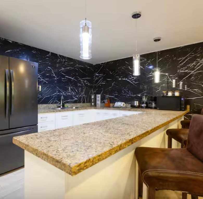 DEPARTAMENTO EN RENTA A UNOS PASOS DEL MAR – PLAYA DEL CARMEN