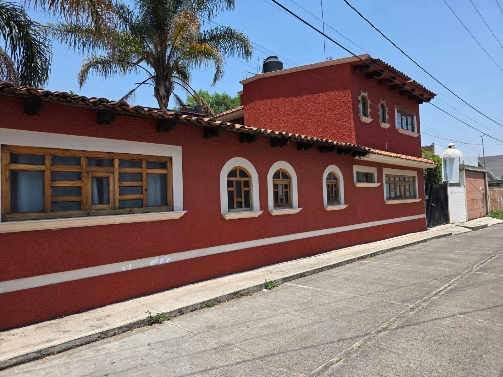 Hermosa casa en venta en ejidal ocolusen Morelia