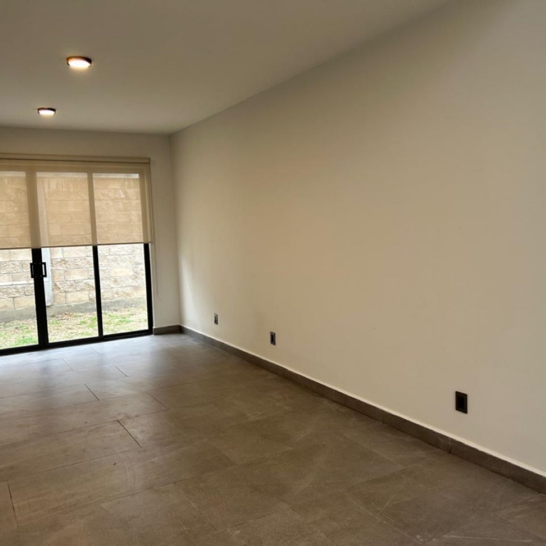 Residencial Moderna en Villas del Campo II Calimaya
