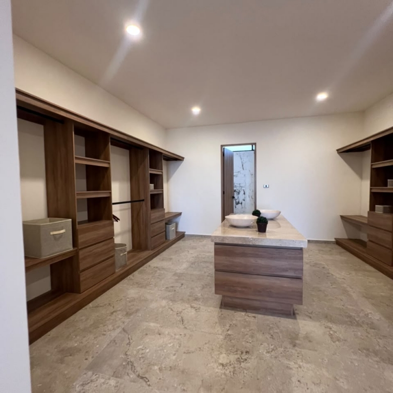 VILLA MAGNA RESIDENCIAL/DESCUBRE LOS FINOS ACABADOS Y AMPLIOS ESPACIOS/AGENDA TU CITA Y CONOCELA!!560 Mts DE CONSTRUCCION!!
