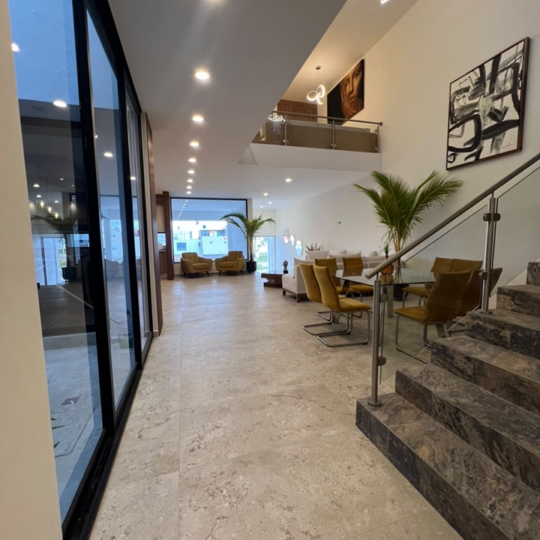 VILLA MAGNA RESIDENCIAL/DESCUBRE LOS FINOS ACABADOS Y AMPLIOS ESPACIOS/AGENDA TU CITA Y CONOCELA!!560 Mts DE CONSTRUCCION!!