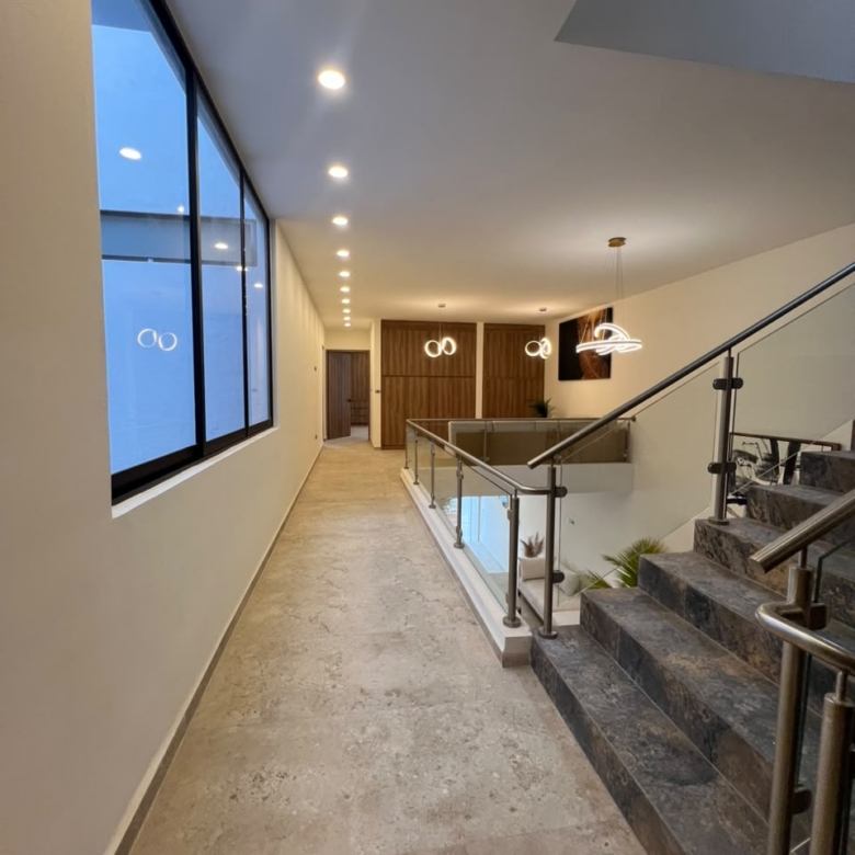 VILLA MAGNA RESIDENCIAL/DESCUBRE LOS FINOS ACABADOS Y AMPLIOS ESPACIOS/AGENDA TU CITA Y CONOCELA!!560 Mts DE CONSTRUCCION!!