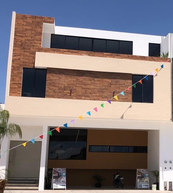 VILLA MAGNA RESIDENCIAL/DESCUBRE LOS FINOS ACABADOS Y AMPLIOS ESPACIOS/AGENDA TU CITA Y CONOCELA!!560 Mts DE CONSTRUCCION!!