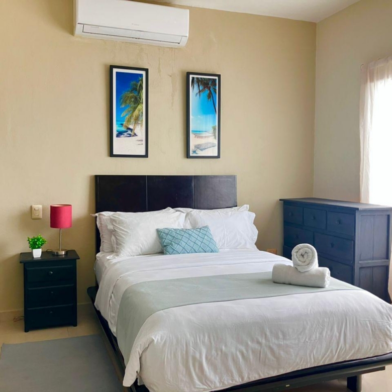 RENTA DEPARTAMENTO PENTHOUSE CENTRO PLAYA DEL CARMEN