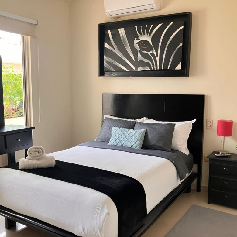 RENTA DEPARTAMENTO PENTHOUSE CENTRO PLAYA DEL CARMEN