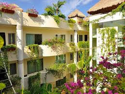 RENTA DEPARTAMENTO PENTHOUSE CENTRO PLAYA DEL CARMEN