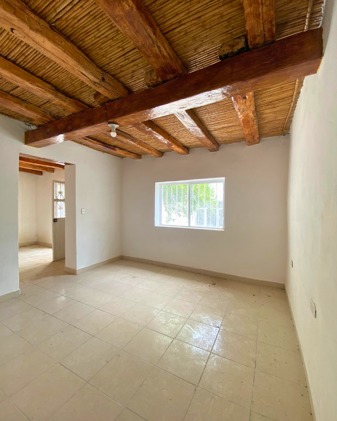 240 🏡 CASA EN VENTA | 4 Habitacione