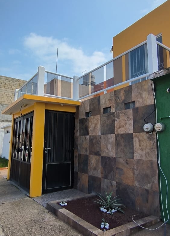 Casa en Claustro Privado con Alberca | Puerto Esmeralda