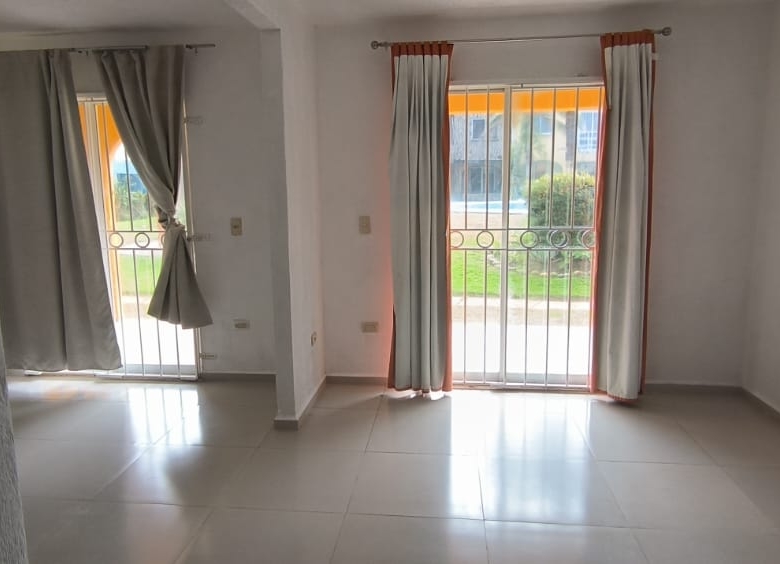 Casa en Claustro Privado con Alberca | Puerto Esmeralda