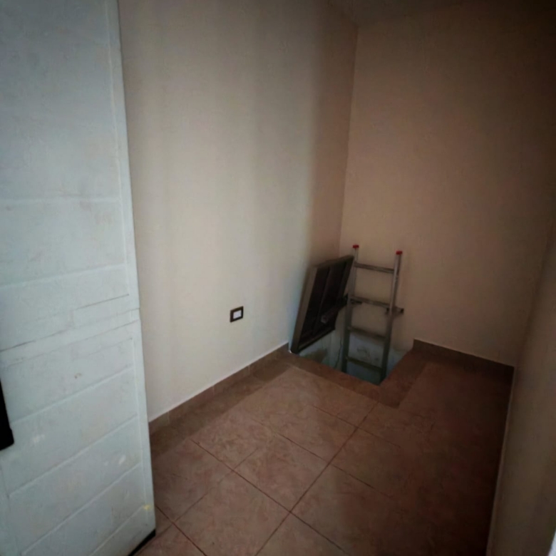 Residencia de Lujo con Alberca, Estudio y Oficina Independiente l Col. Paraíso