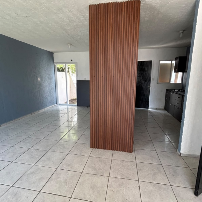 Casa en Privada Santa Fe | Fracc. Santa Martha — ¡Privacidad y Confort!